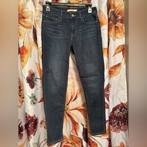 Levi's Women's 710 Super Skinny Jeans